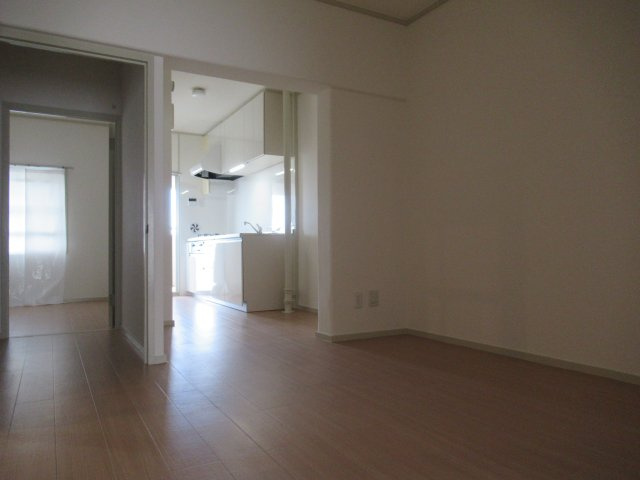 落合第２　３ＤＫの居間・リビング|使いやすいリビングです