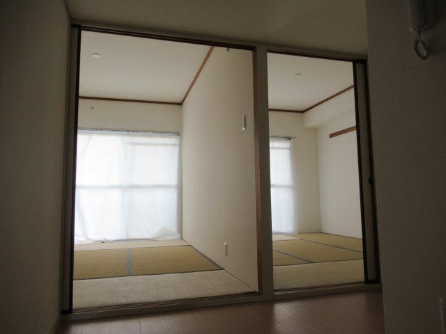 落合第２　３ＤＫの居間・リビング|おしゃれな居間です