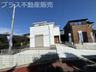 【外観】 | 現地写真。プラス不動産販売なら、現場の全ての棟をまとめてご見学頂けます。