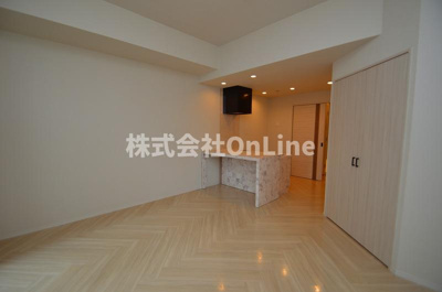 【居間・リビング】 | PHOENIX Clove　Tomoi