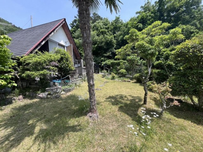 【庭】 | 丹波市山南町玉巻　戸建て