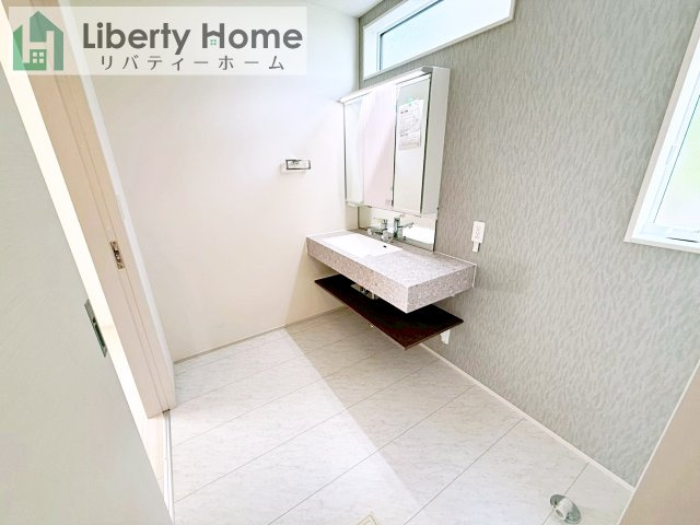 取手市台宿１丁目　新築戸建　１号棟の独立洗面台