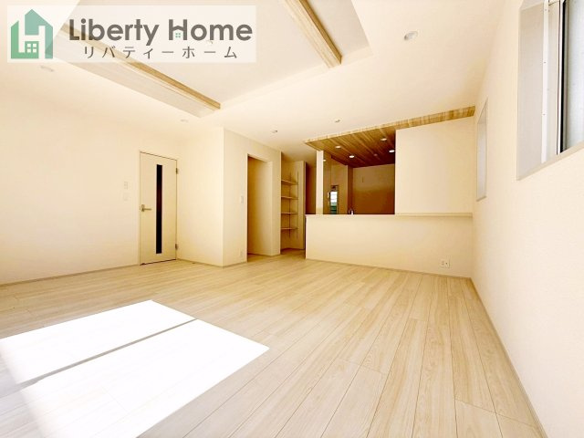 取手市台宿１丁目　新築戸建　１号棟の居間・リビング