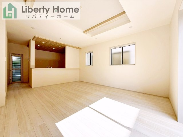 取手市台宿１丁目　新築戸建　１号棟の居間・リビング