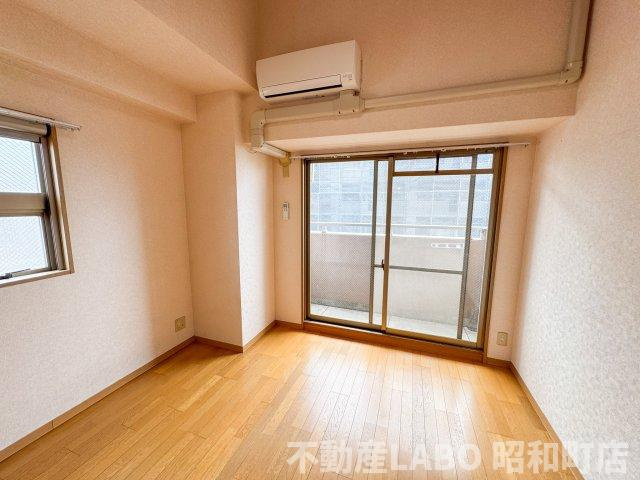 オルフェア我孫子Ⅲ番館の居間・リビング