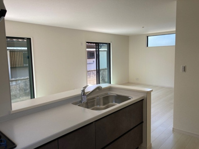 【居間・リビング】 | リーブルガーデン葛城林堂２期 | リビングダイニングキッチン