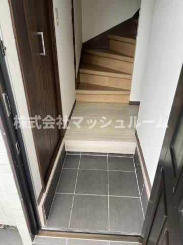 白鷺1丁目戸建の玄関