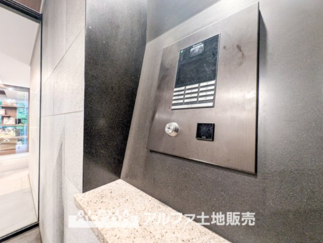 オハナ昭島中神のその他共用部分|【Auto lock】
◆オートロック◆不要なセールスや不審者をシャットアウトし静かで快適なシステムは私達に恙ないライフスタイルを与えてくれます。