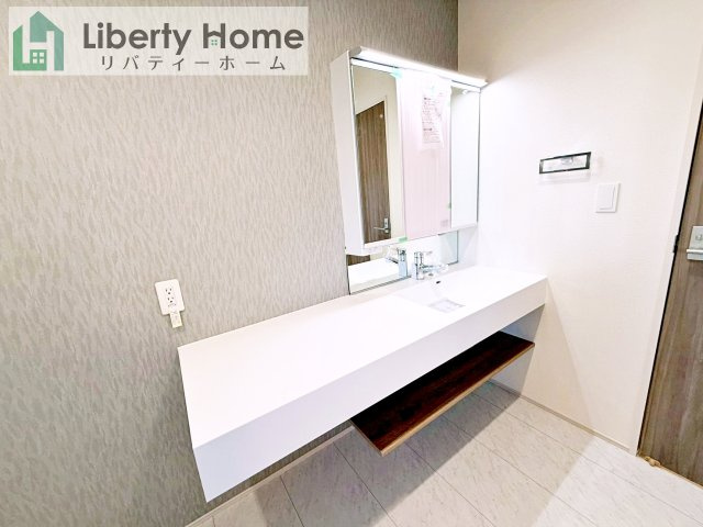 取手市台宿１丁目　新築戸建　2号棟の独立洗面台