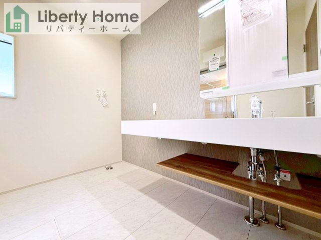 取手市台宿１丁目　新築戸建　2号棟の独立洗面台