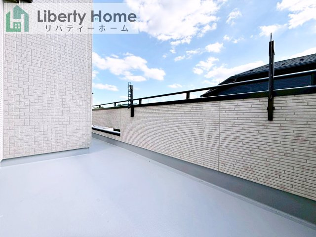 取手市台宿１丁目　新築戸建　2号棟のバルコニー