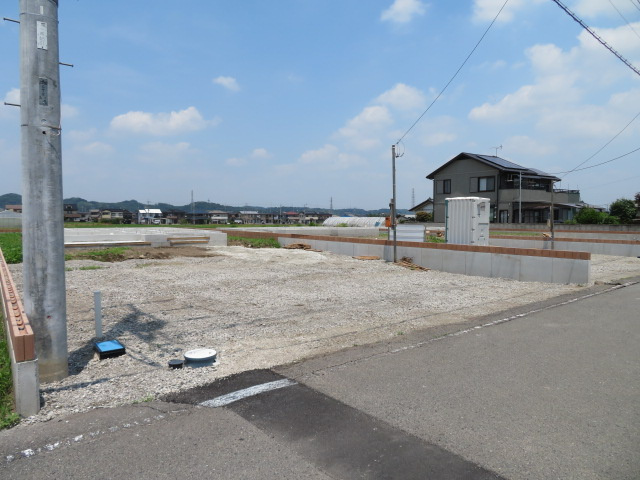 第4吉井町長根（全３棟）3号棟の駐車場