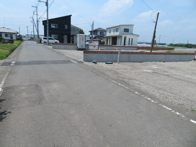 第4吉井町長根（全３棟）3号棟の駐車場