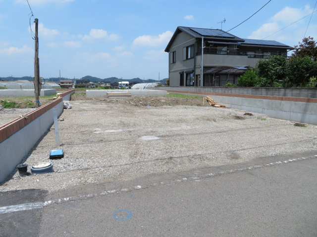 第4吉井町長根（全３棟）3号棟の駐車場