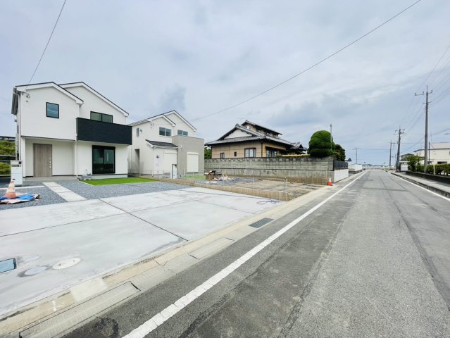 【前面道路含む現地写真】 | 玉村町福島　２号棟