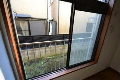 【バルコニー】 | シティハイムイーストベル | お洗濯の外干しもできます