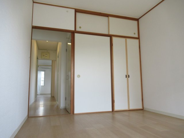 落合第３　２ＬＤＫの洋室|ゆったりした洋室です