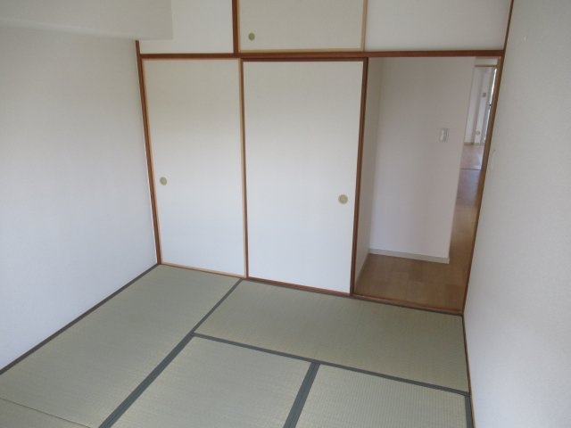 落合第３　２ＬＤＫの和室|和室があれば、来客や子供用のスペースとして活躍します