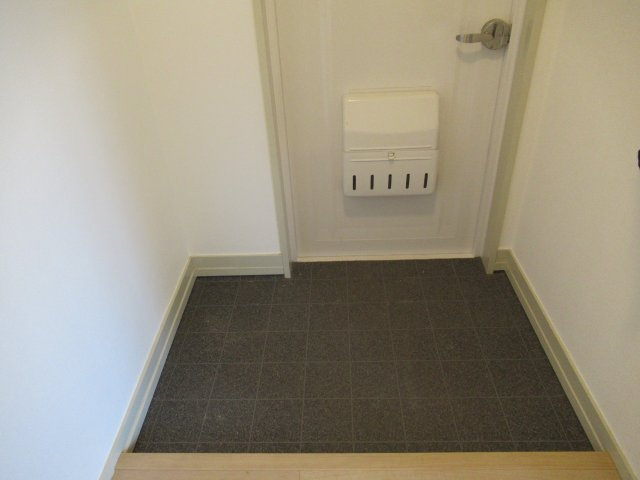 落合第３　２ＬＤＫの玄関|きれいな玄関です