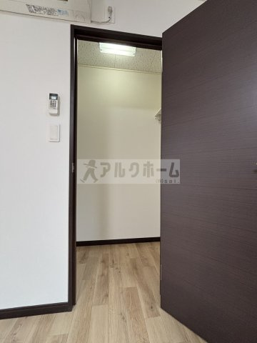 リバーサイド柏原2の収納