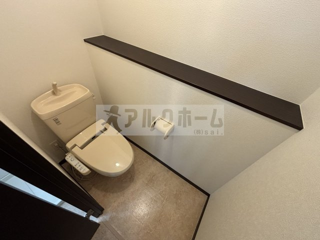 リバーサイド柏原2のトイレ