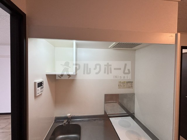 リバーサイド柏原2のキッチン