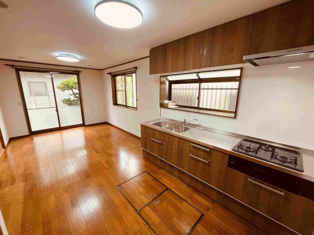 西馬橋1-22-51　中古戸建の居間・リビング