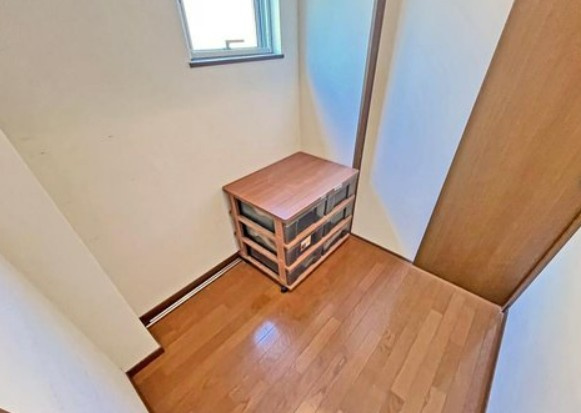 【中古】坂戸市中小坂中古住宅の収納|1Fには大容量のウォークインクローゼットがあります☆