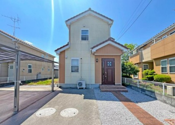 【中古】坂戸市中小坂中古住宅の外観|ゆとりある一軒家♪
ぜひお気軽にホームラボまで！