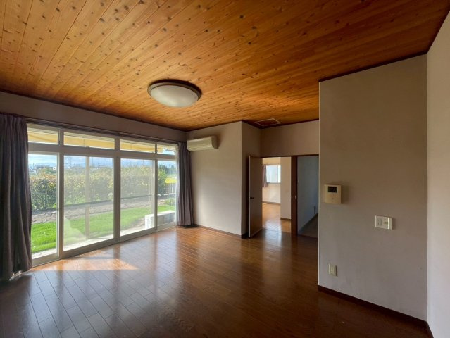 【居間・リビング】 | 前橋市江田町　中古住宅