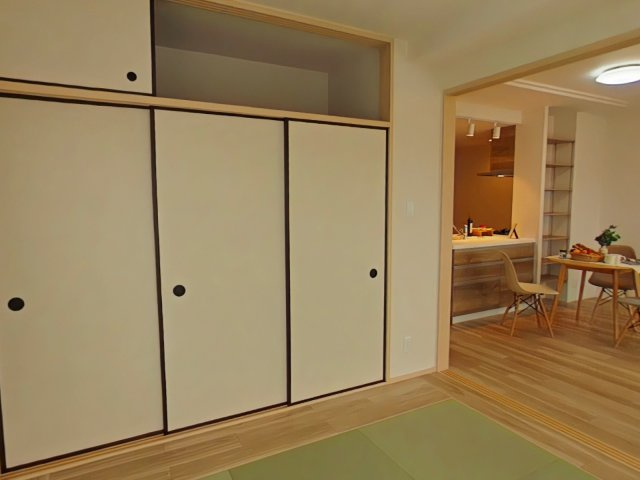 アルファステイツ岡山上中野の和室|押入れがあり、しっかりと収納スペースも確保されております！