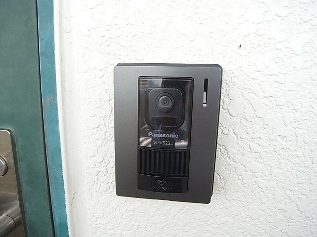 ロイヤルコート山の街のセキュリティ|録画機能付きのモニターフォンで顔が分かり安心