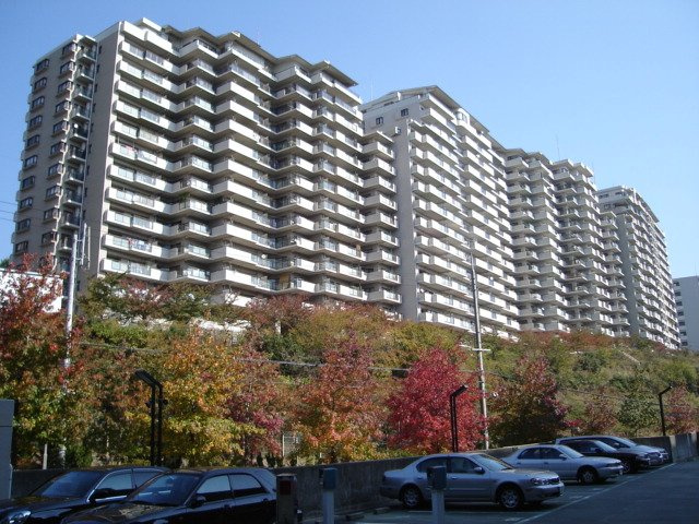 ラ・ビスタ宝塚ノースハイツ一番館の外観