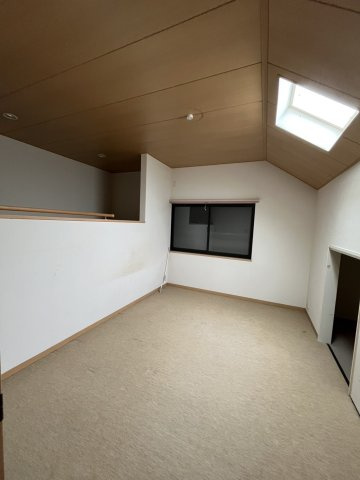 泉南郡熊取町つばさが丘2丁目戸建の洋室