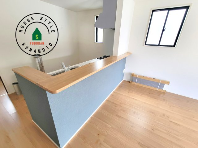 菊池市西寺第3-2棟（2号棟）　の内観：施工例|キッチンから立ち込める香りが今日の料理を期待させます。