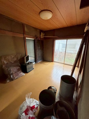 神栖市知手中央6丁目　中古戸建の居間・リビング