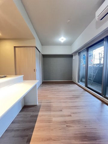 大阪市城東区関目３丁目の賃貸マンションの居間・リビング