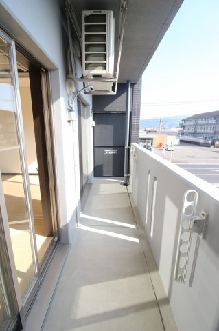 M10.みまたのバルコニー|バルコニーからの眺めを楽しみながら食事をしませんか