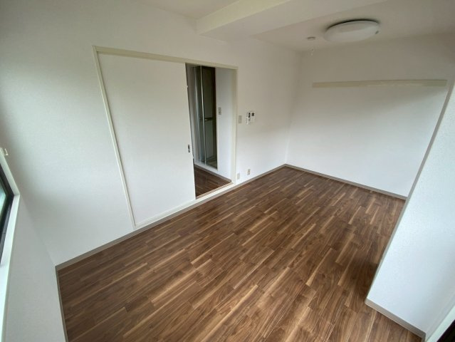 アムール芦屋の居間・リビング