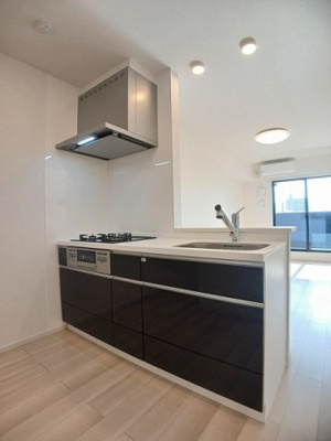 【キッチン】 | ブルースカイⅡ | コンパクトなキッチンで掃除もラクラク