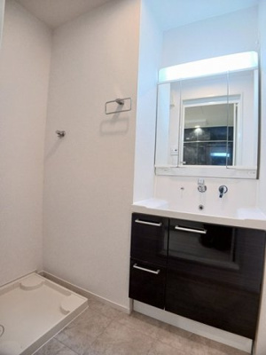 【洗面所】 | ブルースカイⅡ | 脱衣スペースもあります