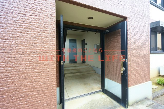 グランドール国分【キャッシュバック対象物件】のエントランス|エントランスです