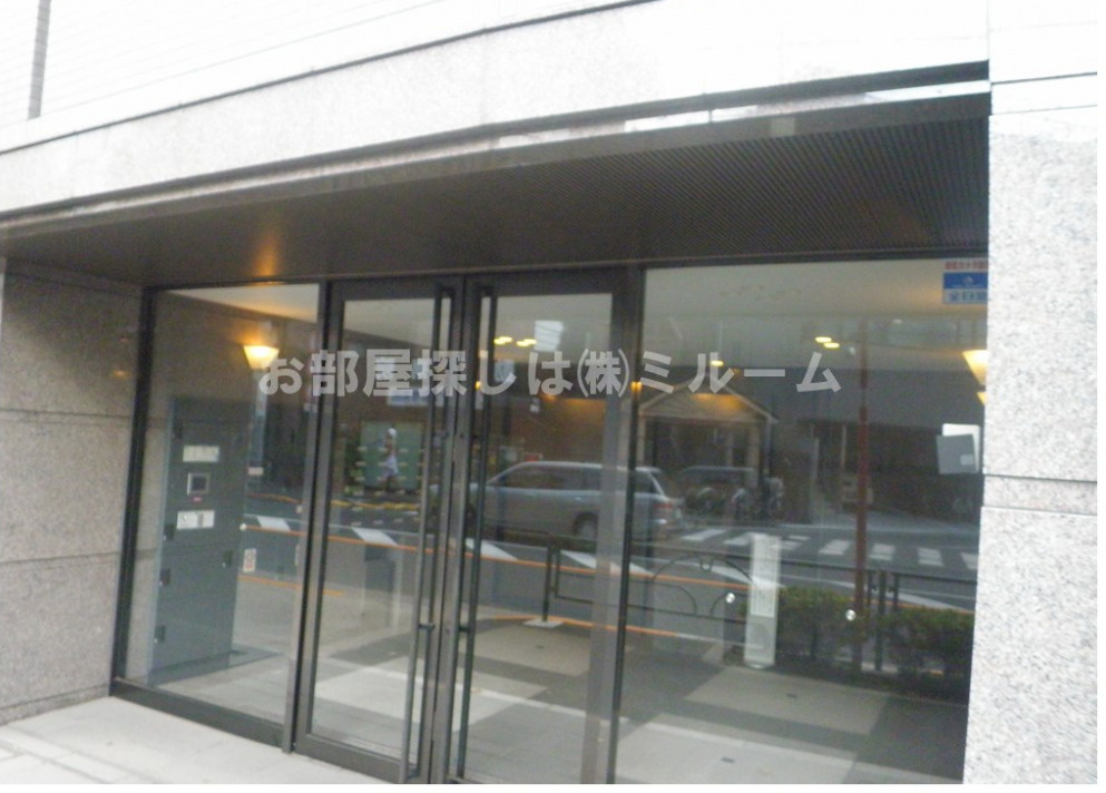 ルーブル都立家政参番館のエントランス|エントランス