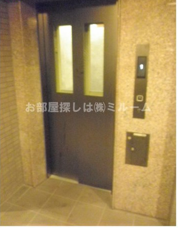 ルーブル都立家政参番館のその他共用部分|エレベーター