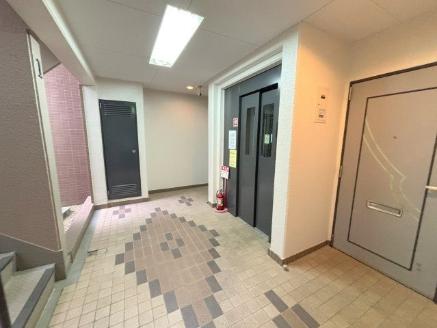 グランシャトーのロビー