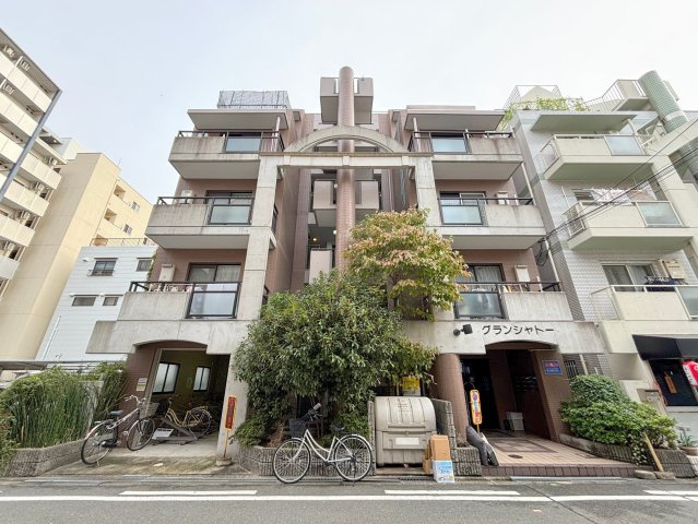 グランシャトーの外観