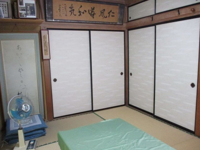 諏訪市大字中洲　中古住宅の和室