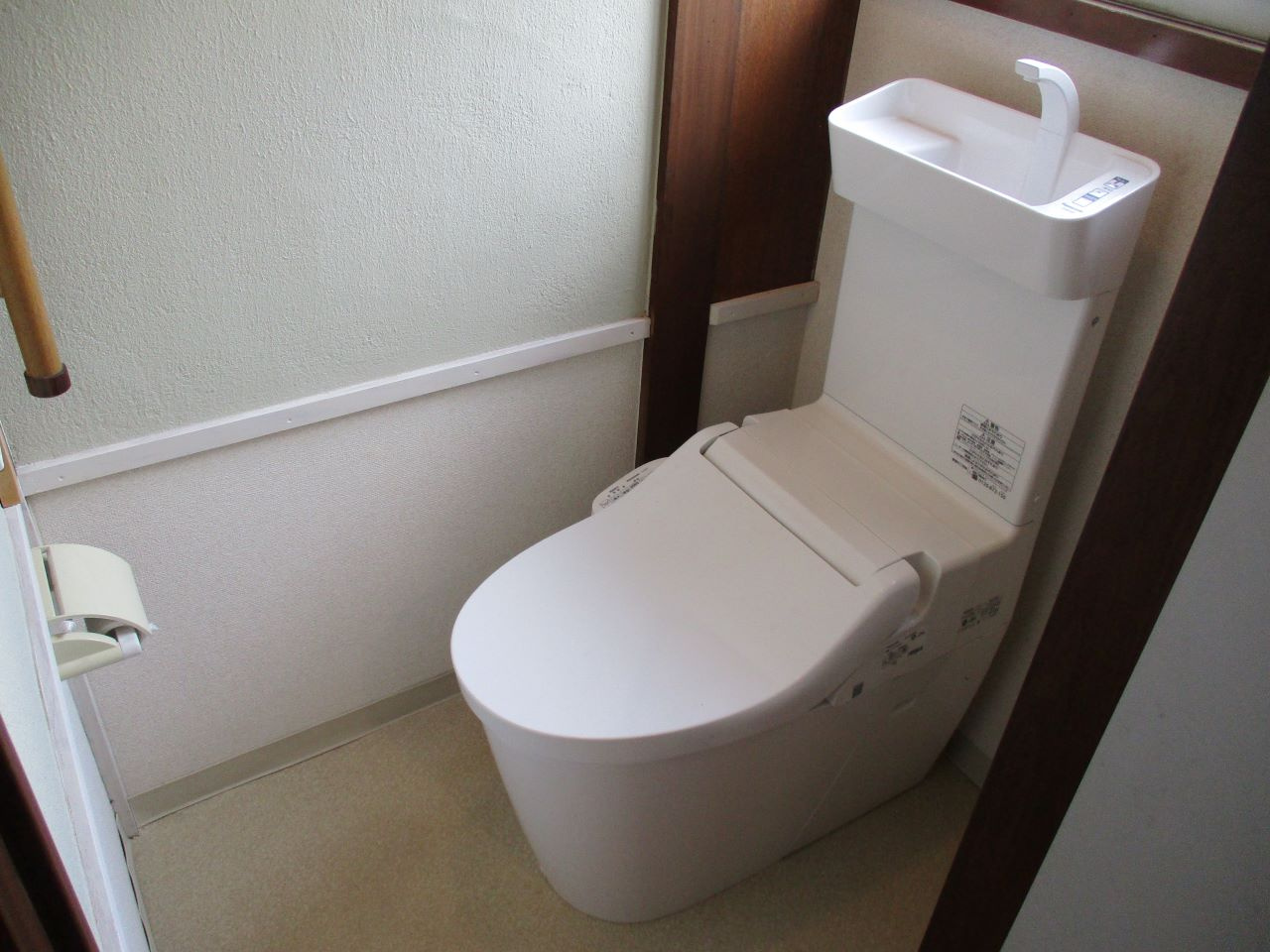 諏訪市大字中洲　中古住宅のトイレ|2F