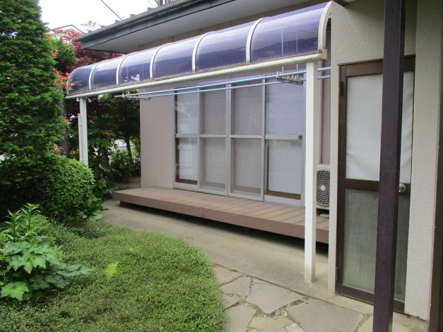 諏訪市大字中洲　中古住宅の庭