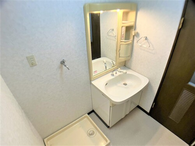 【洗面所】 | ラフィーネヌーベル安里